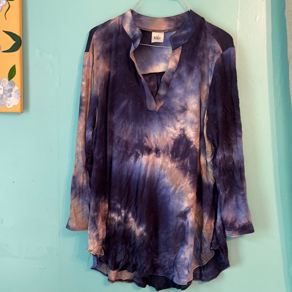 blue blouse